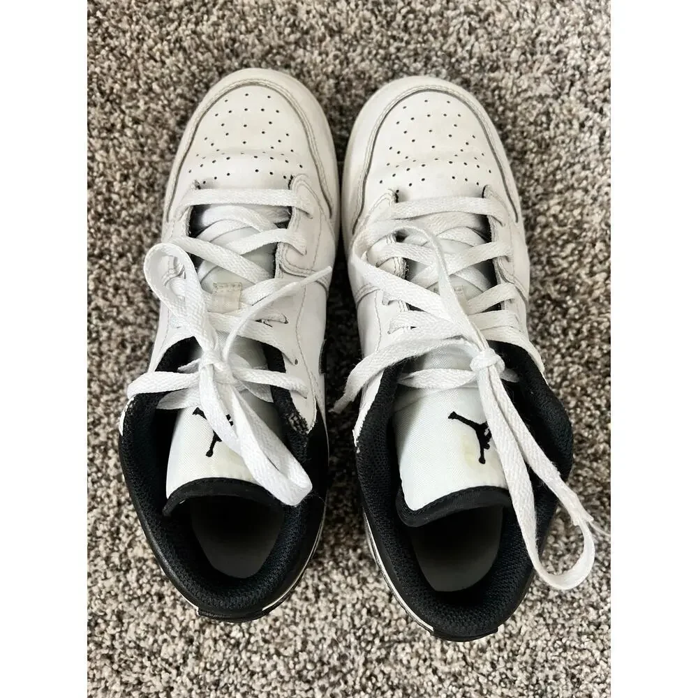 Nike Air Jordan 1 Low white/black size 6.5Y/ women's size 8